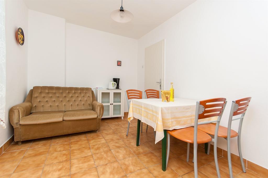 Apartments Milka Vodice Zewnętrze zdjęcie