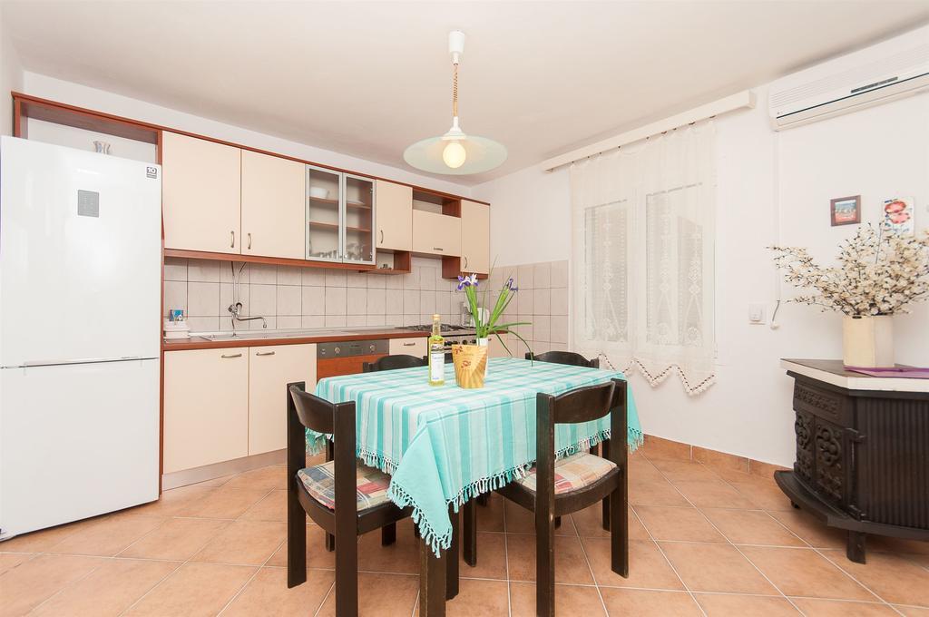Apartments Milka Vodice Zewnętrze zdjęcie